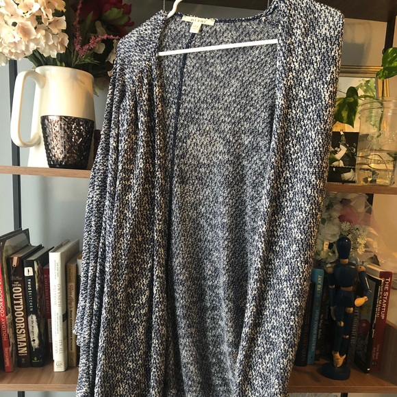 Blue long sweater wrap - Picture 2 of 4